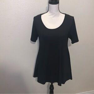 Lularoe Simply Comfortable Black Casual Short Sleeve Shirt